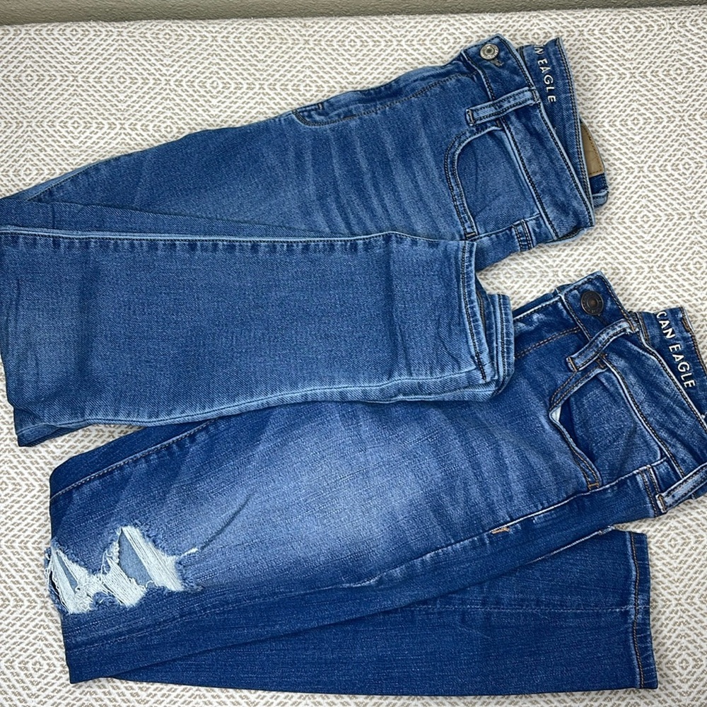 American Eagle Skinny Jeans- super stretch & next level stretch